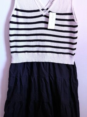 Striped Knit Maxi Dress in Black & White - Lightweight V-Neck